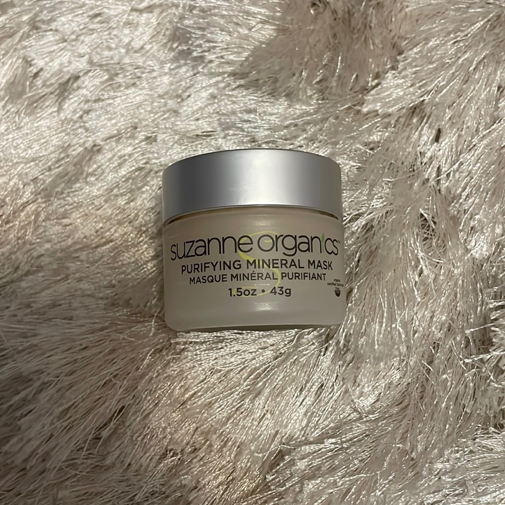 Suzanne organics purifying mineral mask